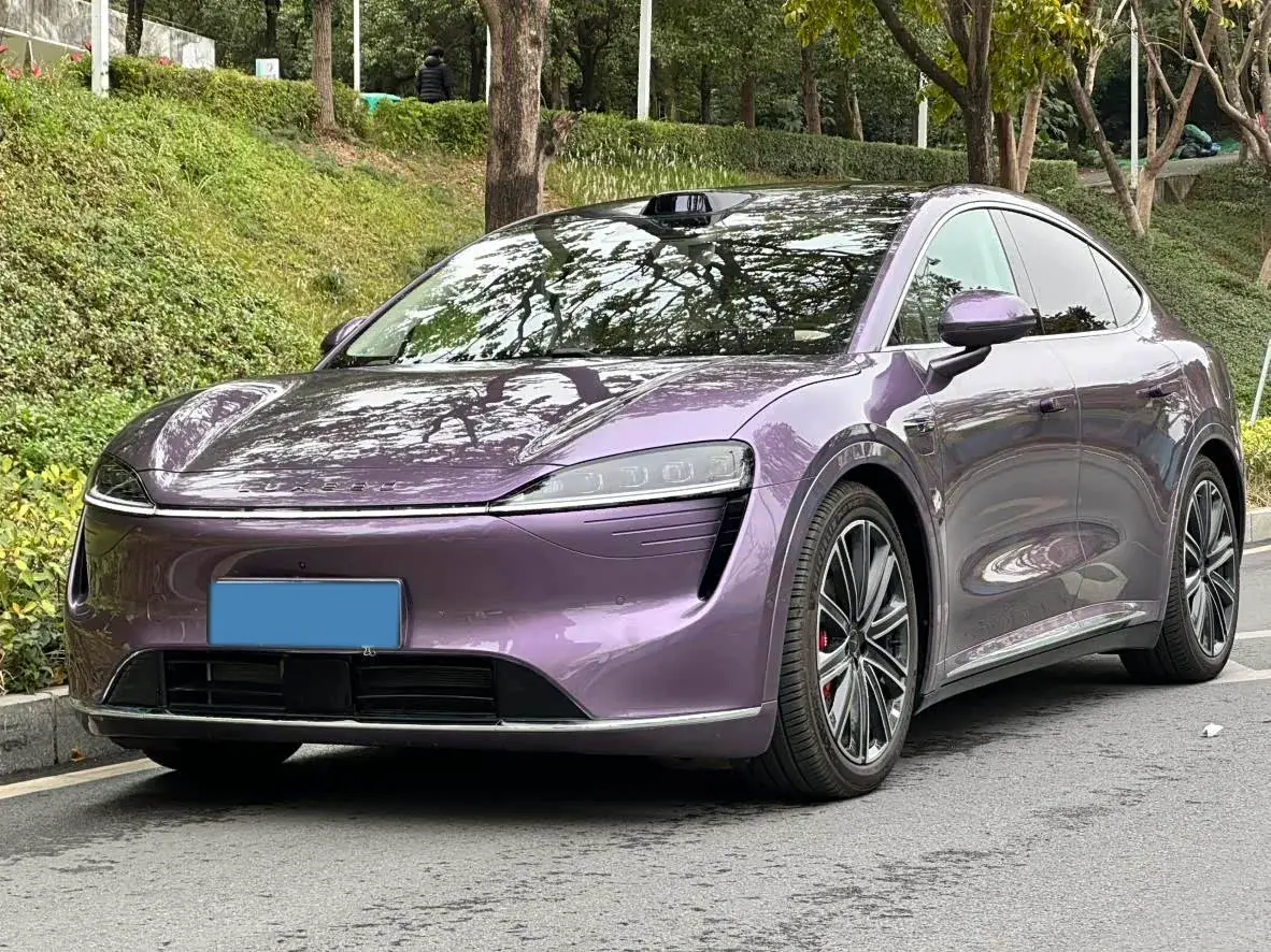 2025 Luxeed R7 REEV 156HP REEV