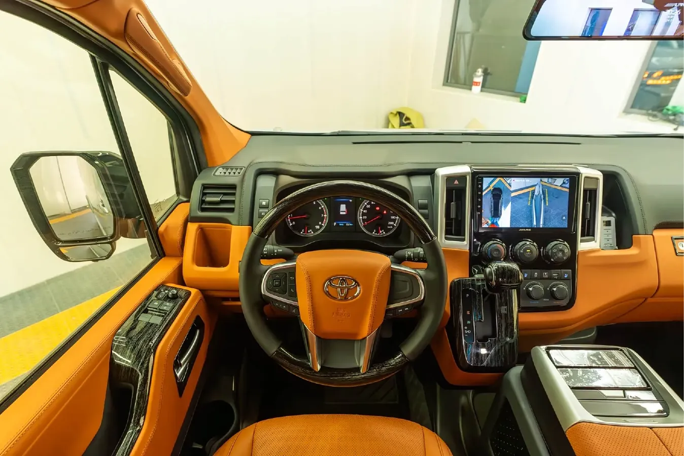 2024 Century Century 3.5L 262HP V6 E-CVT PHEV 18.1KWH,autocango,china used car exporter,china ev exporter,chinese used car exporter,chinese used ev exporter