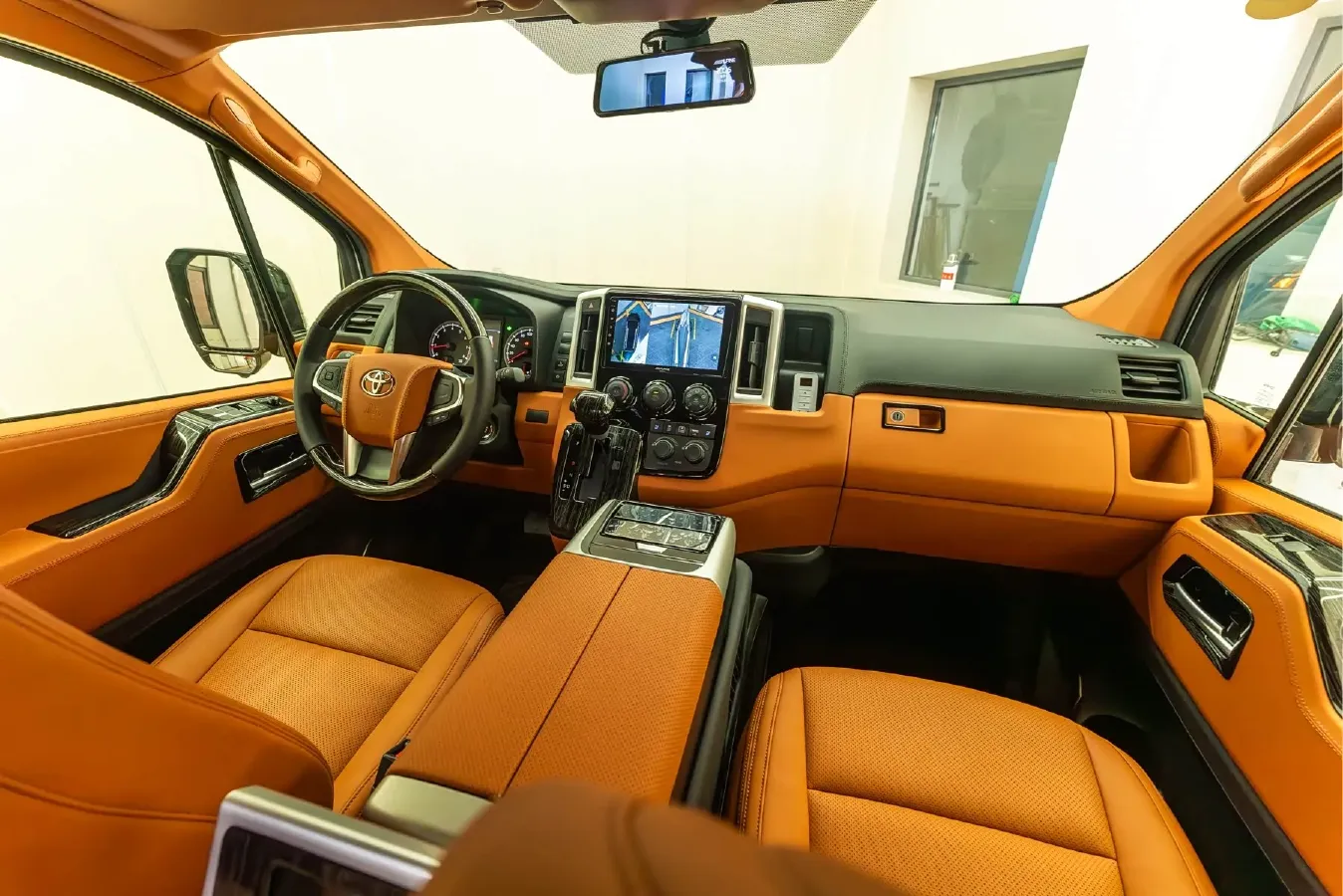 2024 Century Century 3.5L 262HP V6 E-CVT PHEV 18.1KWH,autocango,china used car exporter,china ev exporter,chinese used car exporter,chinese used ev exporter