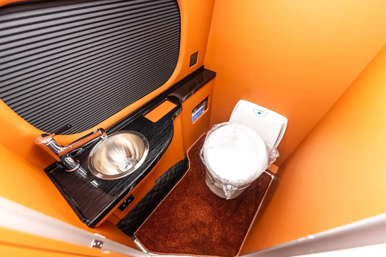 2024 Century Century 3.5L 262HP V6 E-CVT PHEV 18.1KWH,autocango,china used car exporter,china ev exporter,chinese used car exporter,chinese used ev exporter