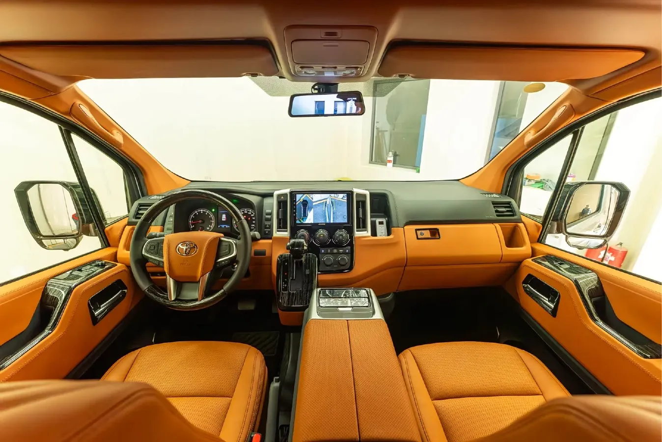 2024 Century Century 3.5L 262HP V6 E-CVT PHEV 18.1KWH,autocango,china used car exporter,china ev exporter,chinese used car exporter,chinese used ev exporter