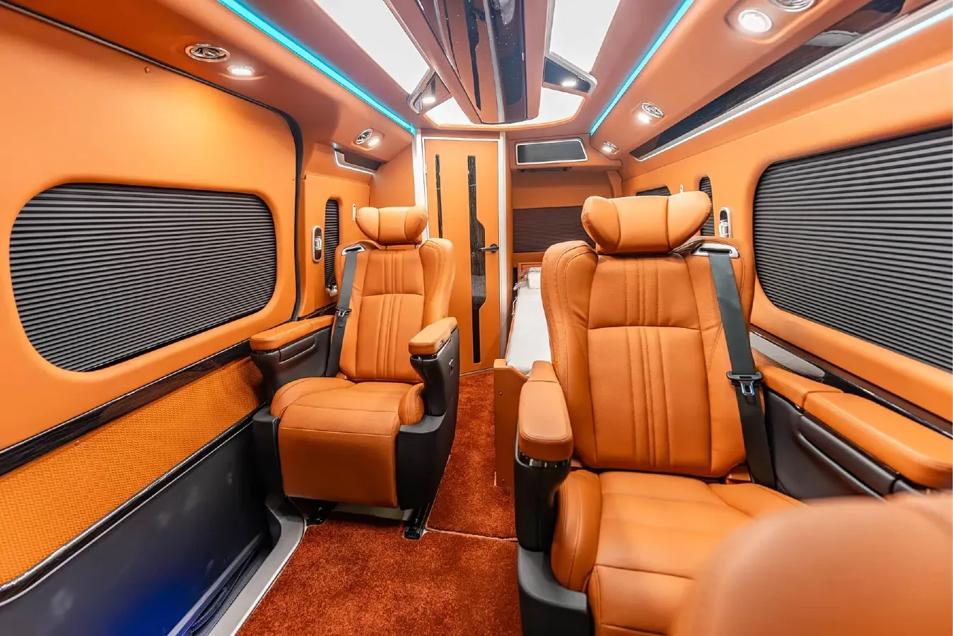 2024 Century Century 3.5L 262HP V6 E-CVT PHEV 18.1KWH,autocango,china used car exporter,china ev exporter,chinese used car exporter,chinese used ev exporter