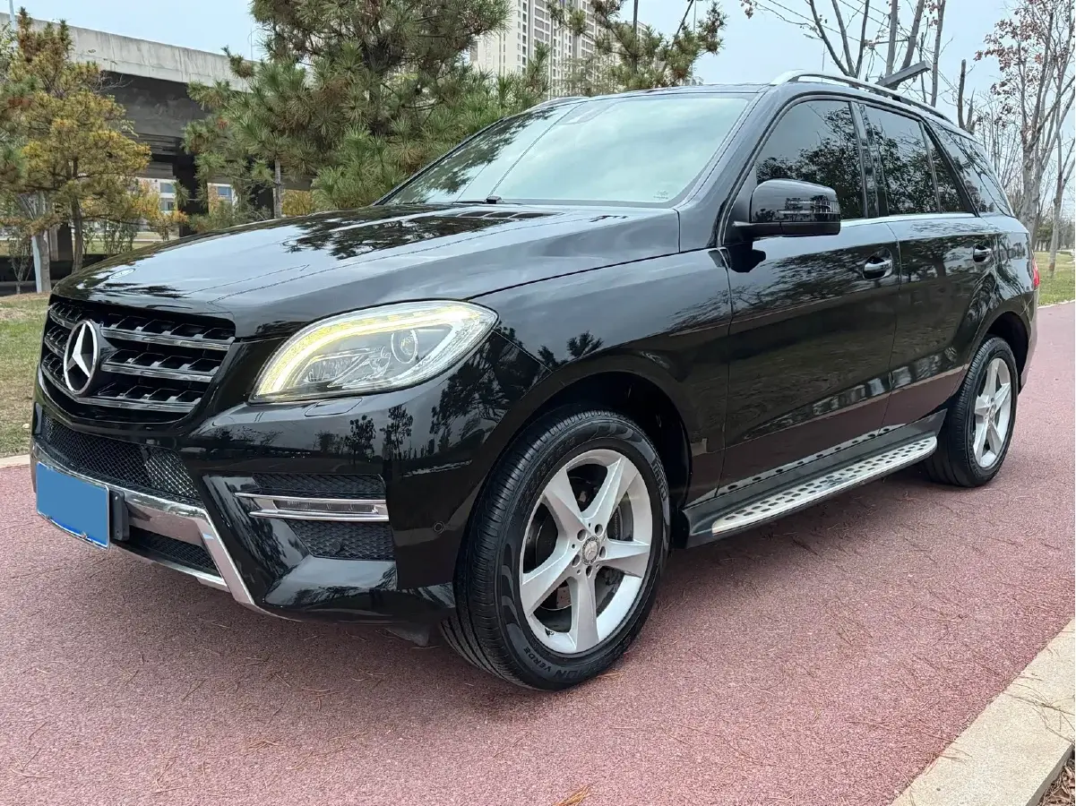 2015 Mercedes-Benz M Class 3.0T 272HP V6 7AT