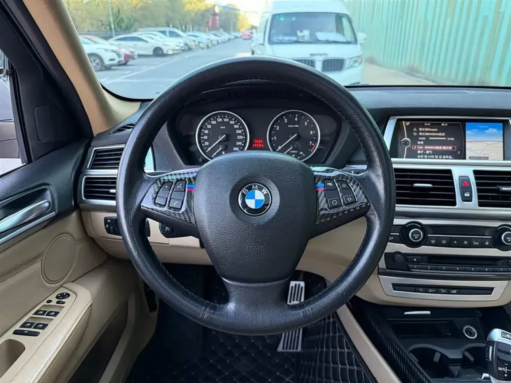2011 BMW X5 3.0T 306HP L6 8AT,autocango,china used car exporter,china ev exporter,chinese used car exporter,chinese used ev exporter