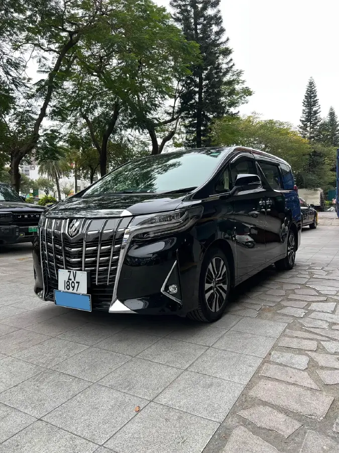 2018 Toyota Alphard 3.5L 301HP V6 8AT
