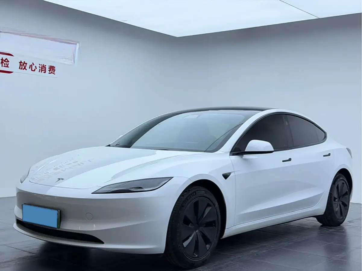 2023 Tesla Model 3 BEV 60KWH