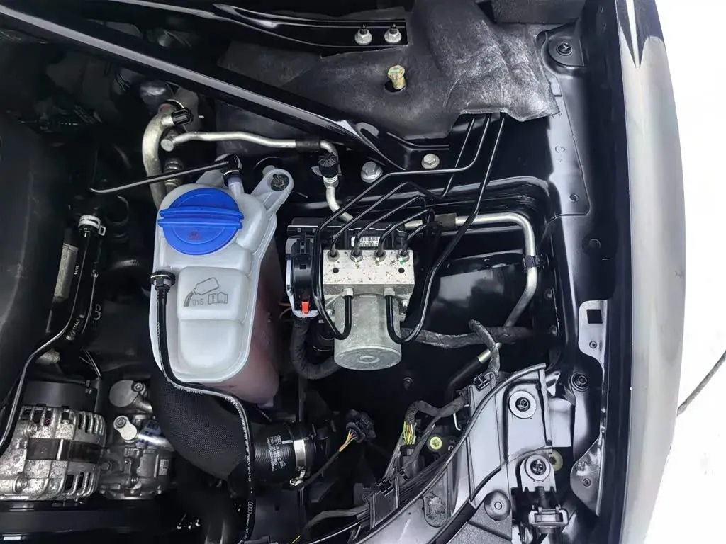 2016 Audi Q5 2.0T 224HP L4 8AT,autocango,china used car exporter,china ev exporter,chinese used car exporter,chinese used ev exporter