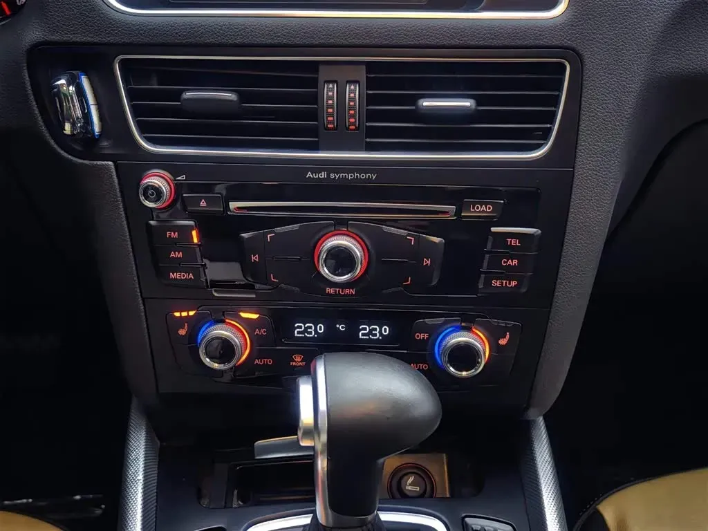 2016 Audi Q5 2.0T 224HP L4 8AT,autocango,china used car exporter,china ev exporter,chinese used car exporter,chinese used ev exporter