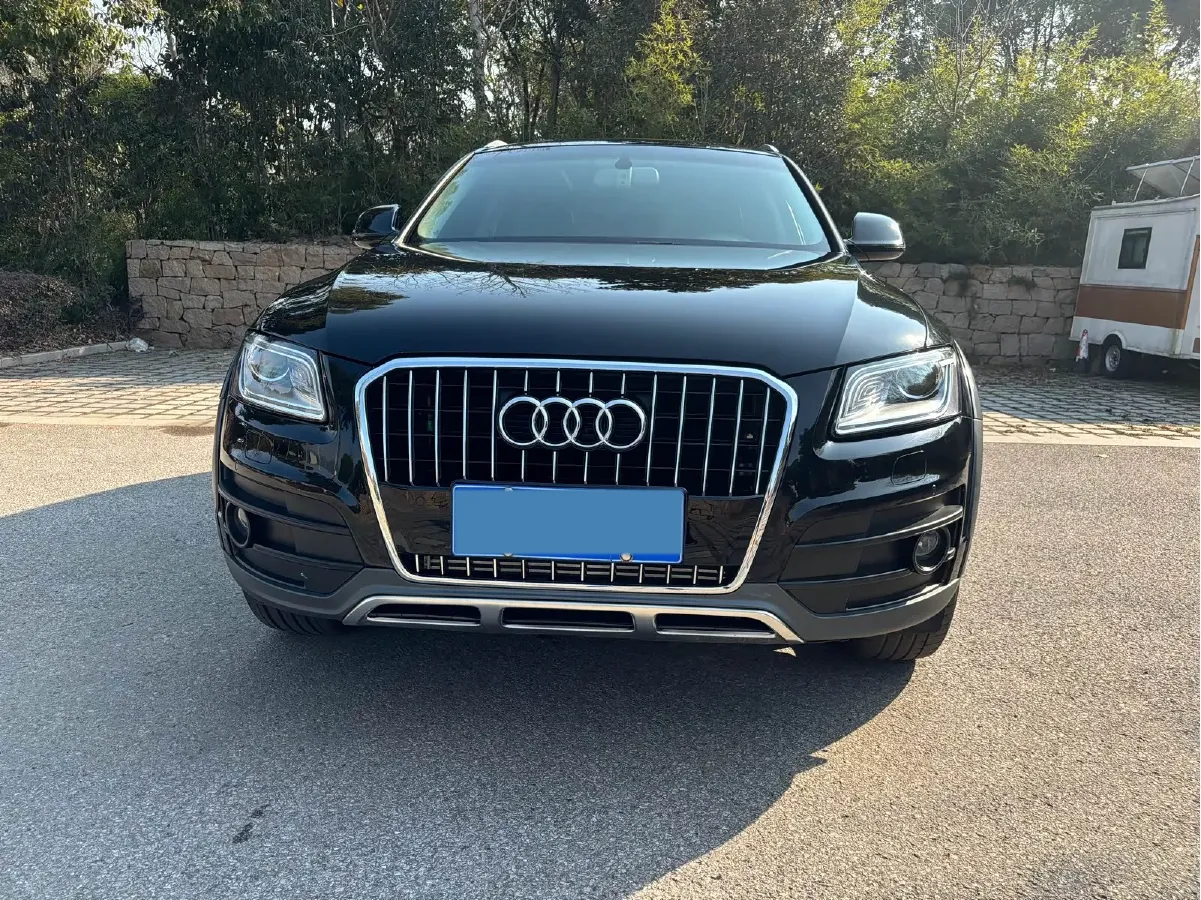 2017 Audi Q5 2.0T 230HP L4 8AT,autocango,china used car exporter,china ev exporter,chinese used car exporter,chinese used ev exporter
