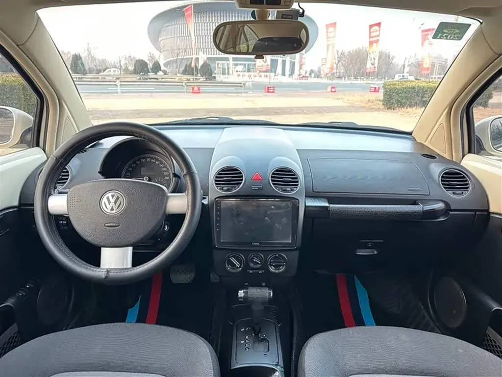 2010 Volkswagen Beetle 1.6L 102HP L4 6AT,autocango,china used car exporter,china ev exporter,chinese used car exporter,chinese used ev exporter