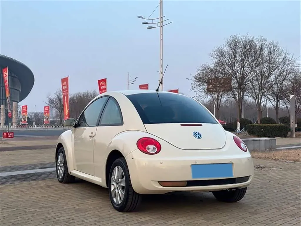 2010 Volkswagen Beetle 1.6L 102HP L4 6AT,autocango,china used car exporter,china ev exporter,chinese used car exporter,chinese used ev exporter