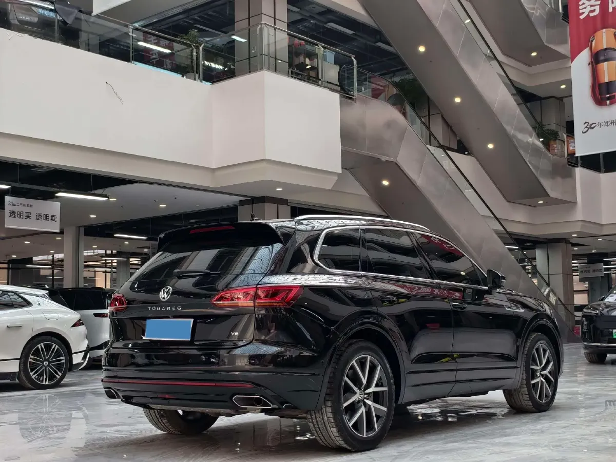 2020 Volkswagen Touareg 3.0T 340HP V6 8AT,autocango,china used car exporter,china ev exporter,chinese used car exporter,chinese used ev exporter