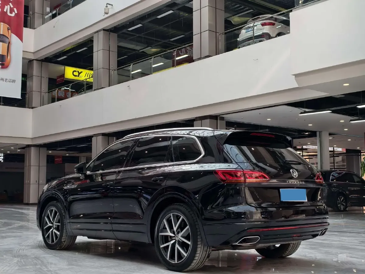 2020 Volkswagen Touareg 3.0T 340HP V6 8AT,autocango,china used car exporter,china ev exporter,chinese used car exporter,chinese used ev exporter