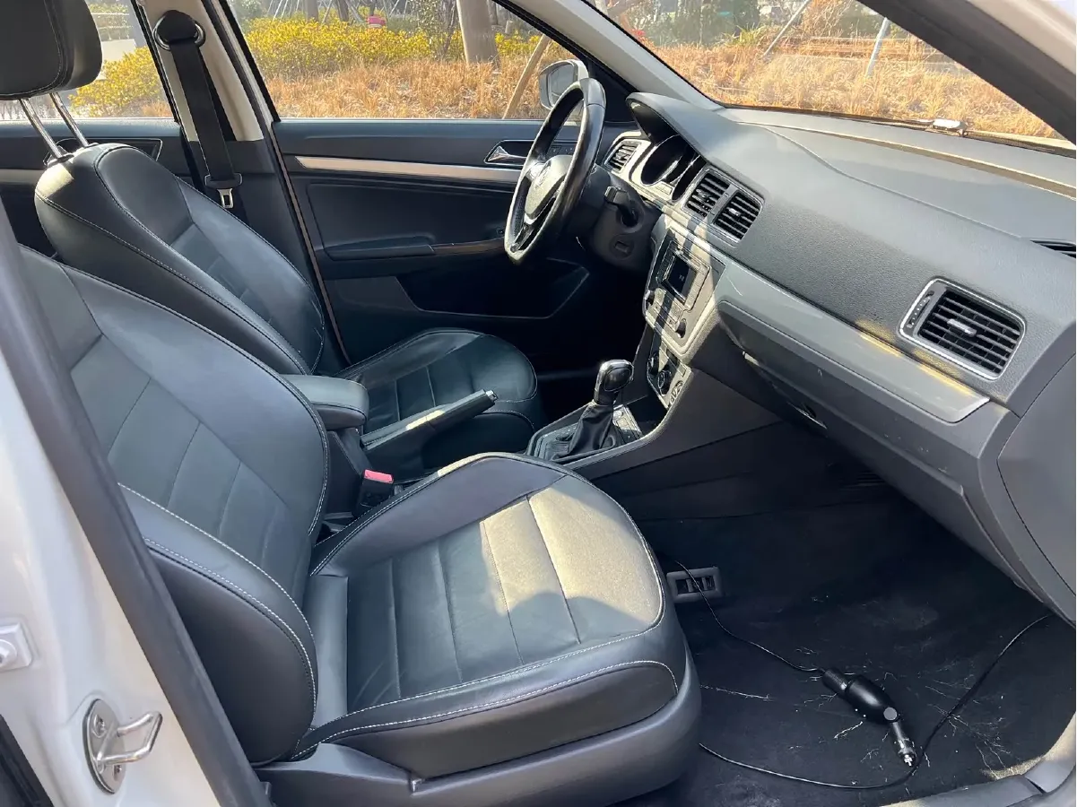 2017 Volkswagen Gran Lavida 1.4T 131HP L4 7DCT,autocango,china used car exporter,china ev exporter,chinese used car exporter,chinese used ev exporter