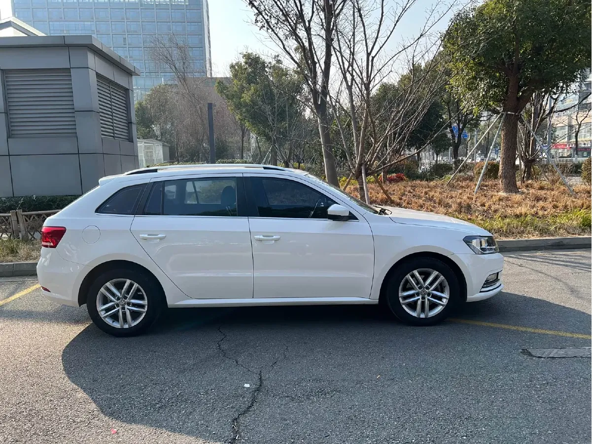 2017 Volkswagen Gran Lavida 1.4T 131HP L4 7DCT,autocango,china used car exporter,china ev exporter,chinese used car exporter,chinese used ev exporter