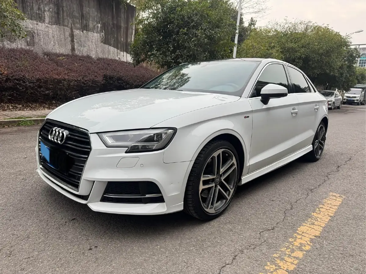 2017 Audi A3 2.0T 190HP L4 7DCT