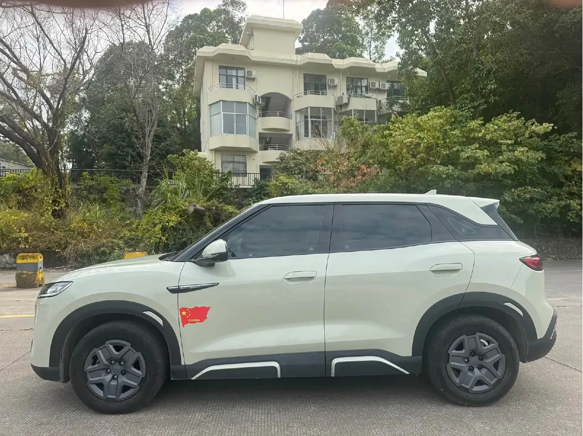 2024 BYD YuanUP BEV 45.12KWH,autocango,china used car exporter,china ev exporter,chinese used car exporter,chinese used ev exporter