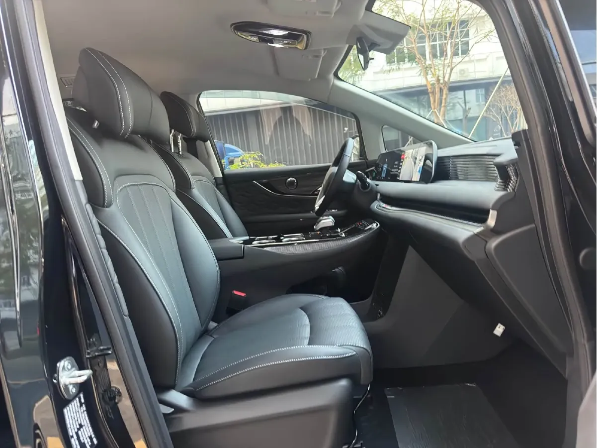 2026 DongFeng Forthing XingHai V9 1.5T 154HP L4 1DHT PHEV,autocango,china used car exporter,china ev exporter,chinese used car exporter,chinese used ev exporter