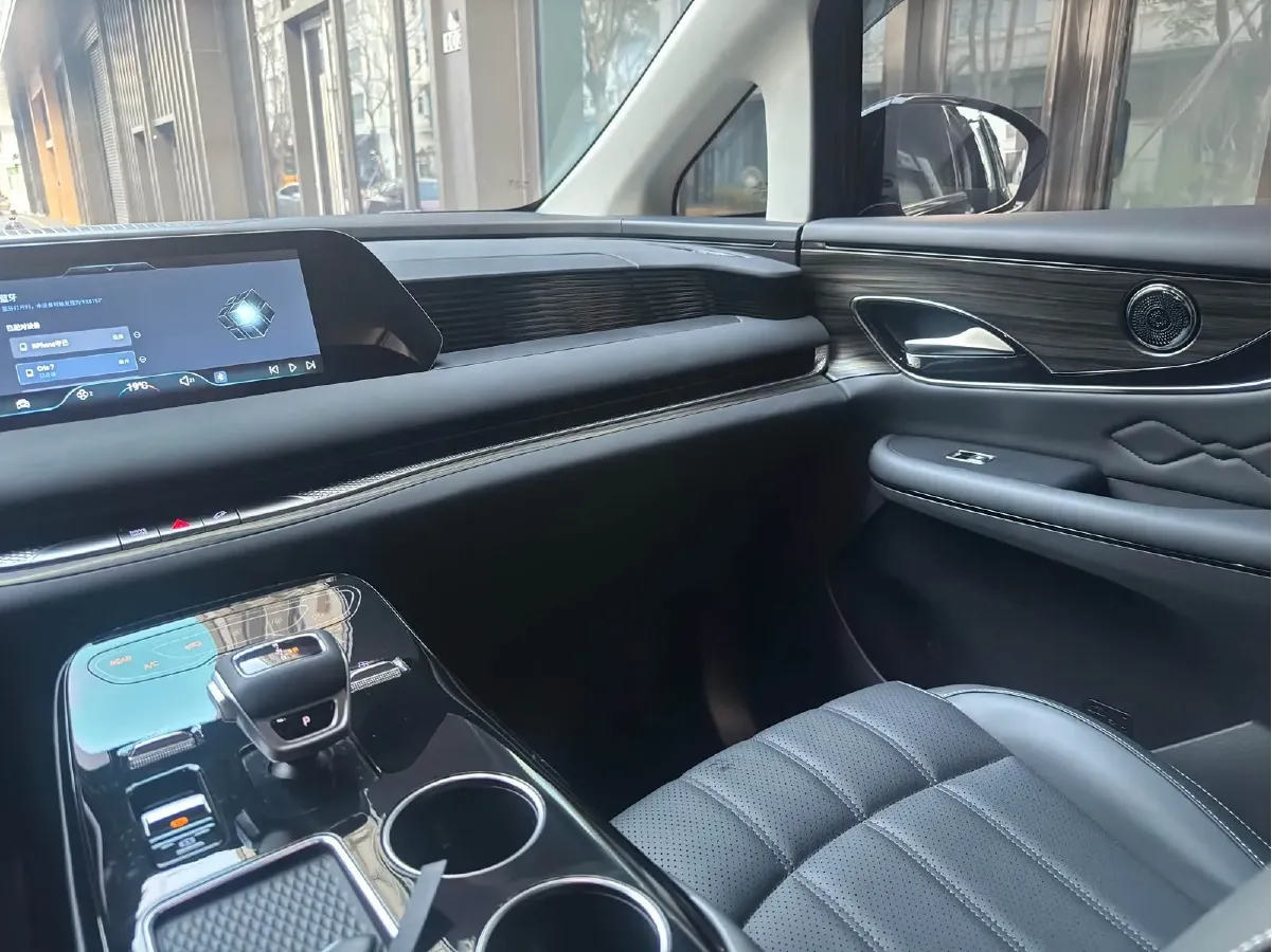 2026 DongFeng Forthing XingHai V9 1.5T 154HP L4 1DHT PHEV,autocango,china used car exporter,china ev exporter,chinese used car exporter,chinese used ev exporter