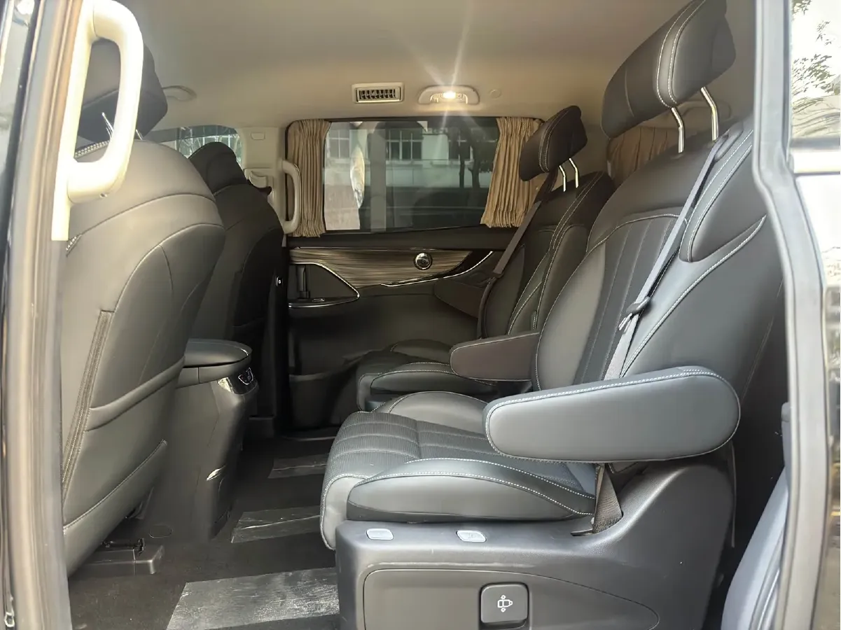 2026 DongFeng Forthing XingHai V9 1.5T 154HP L4 1DHT PHEV,autocango,china used car exporter,china ev exporter,chinese used car exporter,chinese used ev exporter