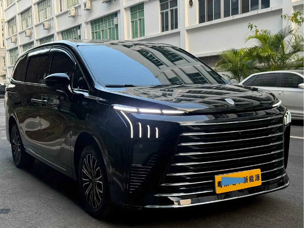 2026 DongFeng Forthing XingHai V9 1.5T 154HP L4 1DHT PHEV,autocango,china used car exporter,china ev exporter,chinese used car exporter,chinese used ev exporter