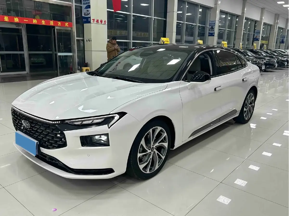 2022 Ford Mondeo 2.0T 238HP L4 8AT