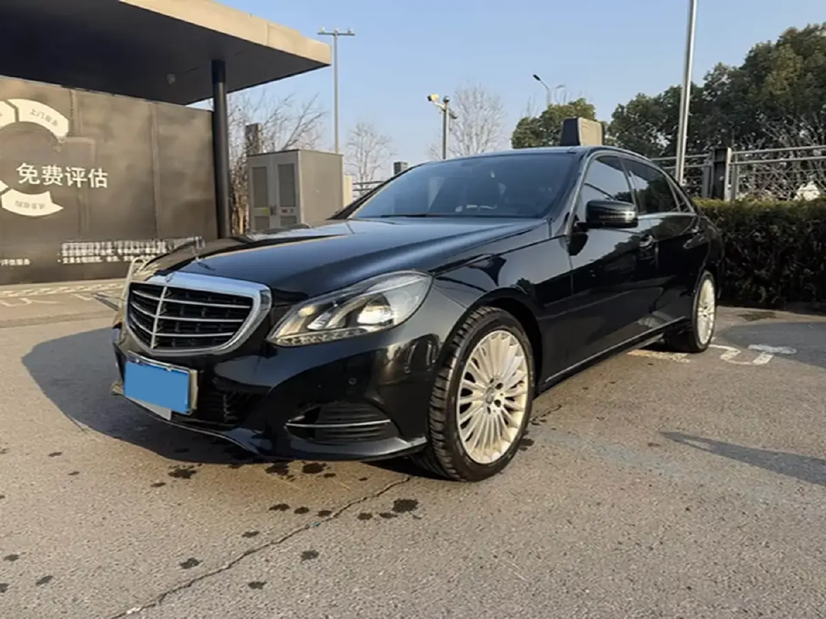 2015 Mercedes-Benz E Class 2.0T 184HP L4 7AT