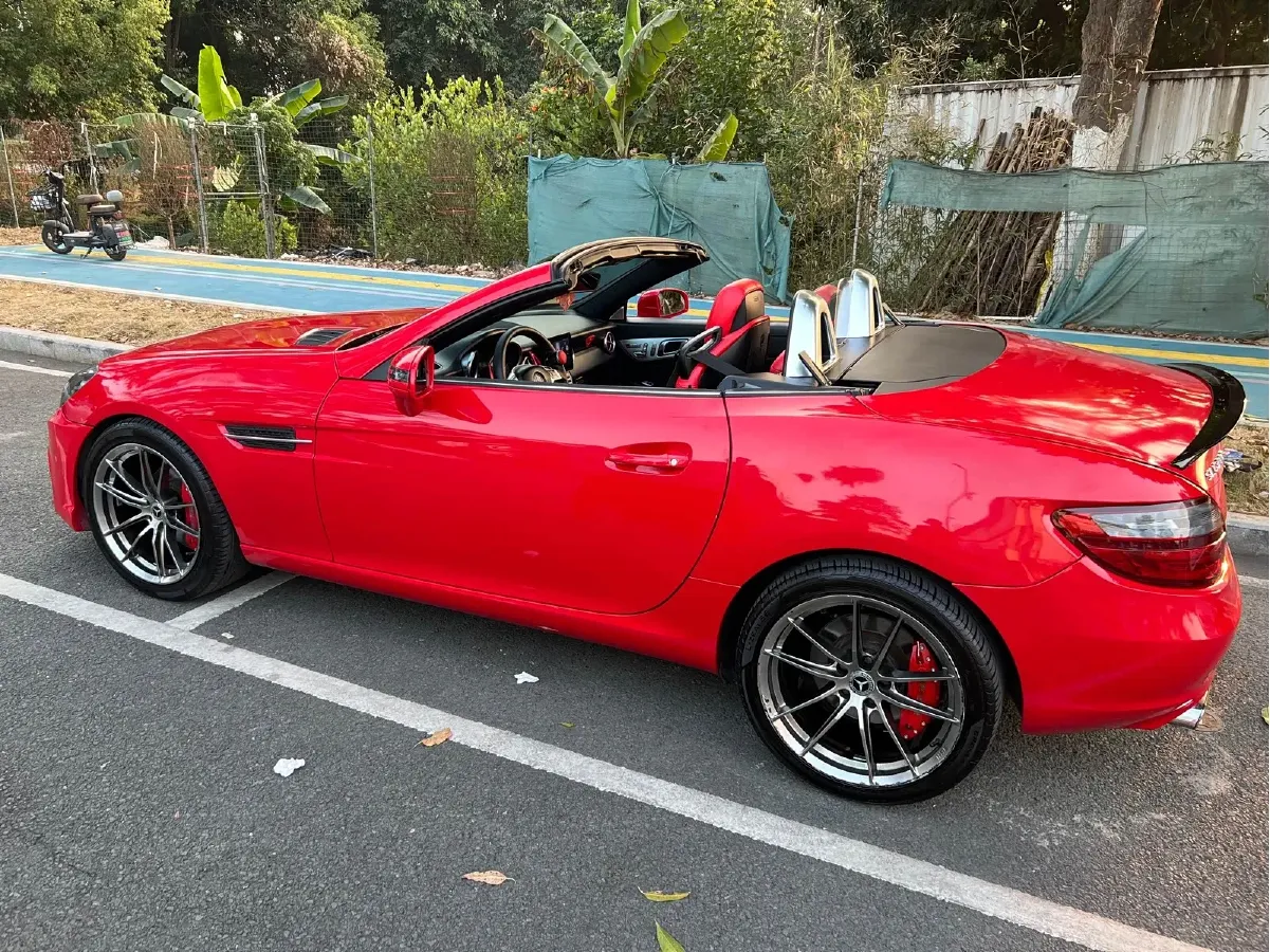 2011 Mercedes-Benz SLK Class 1.8T 184HP L4 7AT,autocango,china used car exporter,china ev exporter,chinese used car exporter,chinese used ev exporter