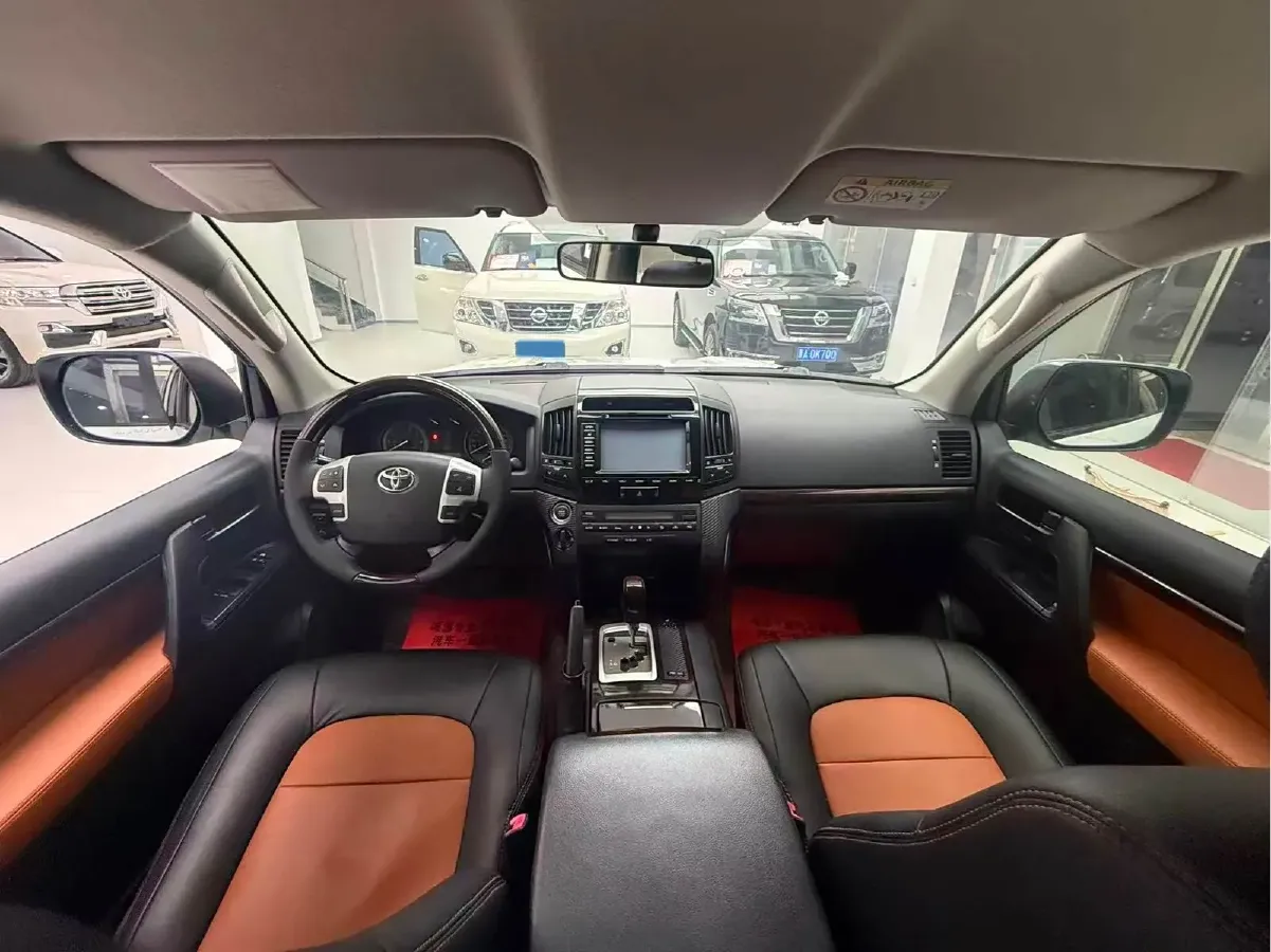 2013 Toyota FJ Cruiser 4.0L 272HP V6 5AT,autocango,china used car exporter,china ev exporter,chinese used car exporter,chinese used ev exporter