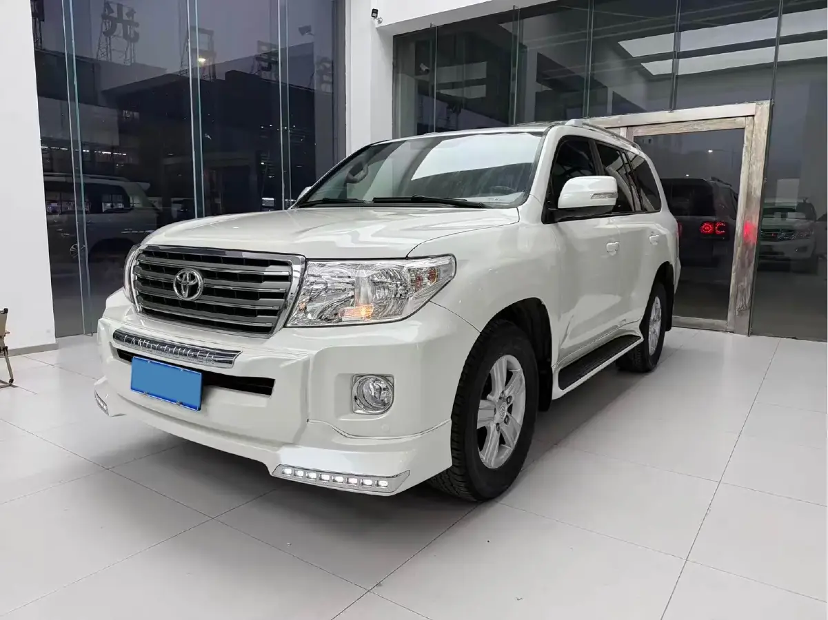 2013 Toyota FJ Cruiser 4.0L 272HP V6 5AT