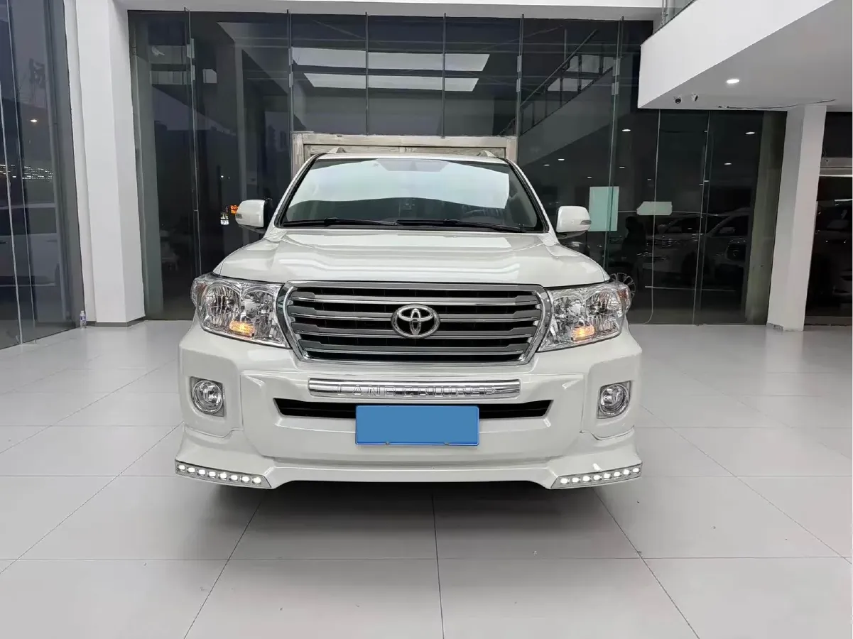 2013 Toyota FJ Cruiser 4.0L 272HP V6 5AT,autocango,china used car exporter,china ev exporter,chinese used car exporter,chinese used ev exporter