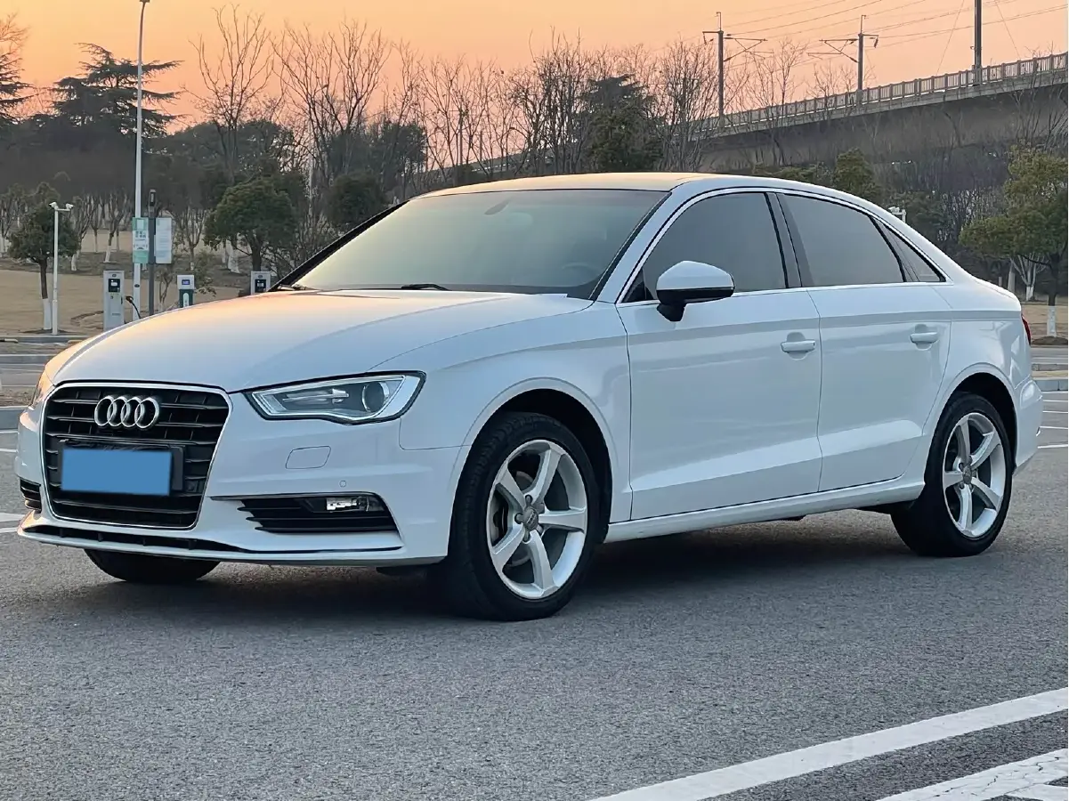 2014 Audi A3 1.4T 150HP L4 7DCT