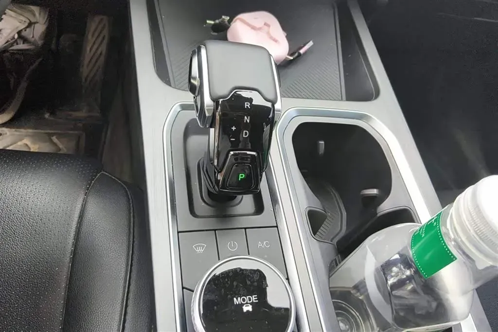 2023 Chery Exploration 06 1.6T 197HP L4 7DCT,autocango,china used car exporter,china ev exporter,chinese used car exporter,chinese used ev exporter