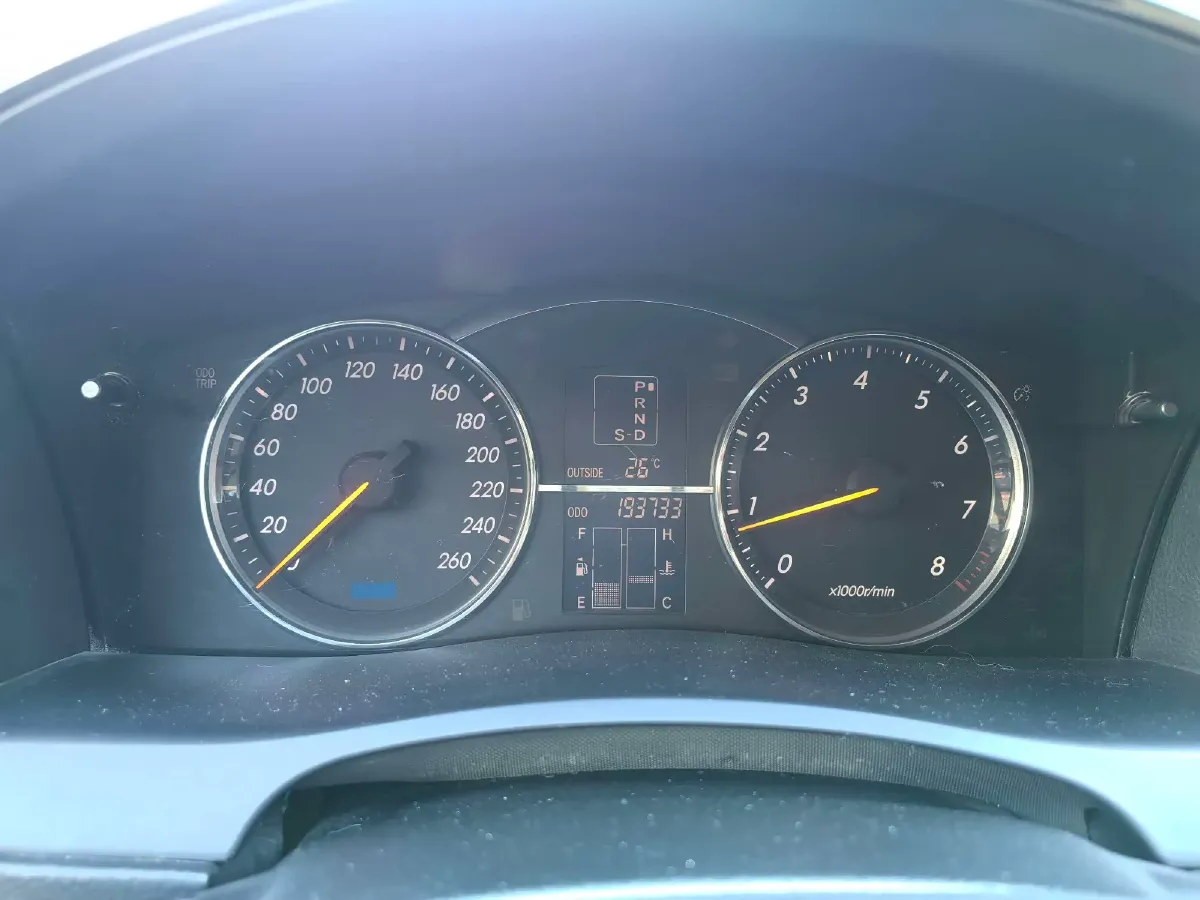 2006 Toyota Reiz 2.5L 197HP V6 6AT,autocango,china used car exporter,china ev exporter,chinese used car exporter,chinese used ev exporter