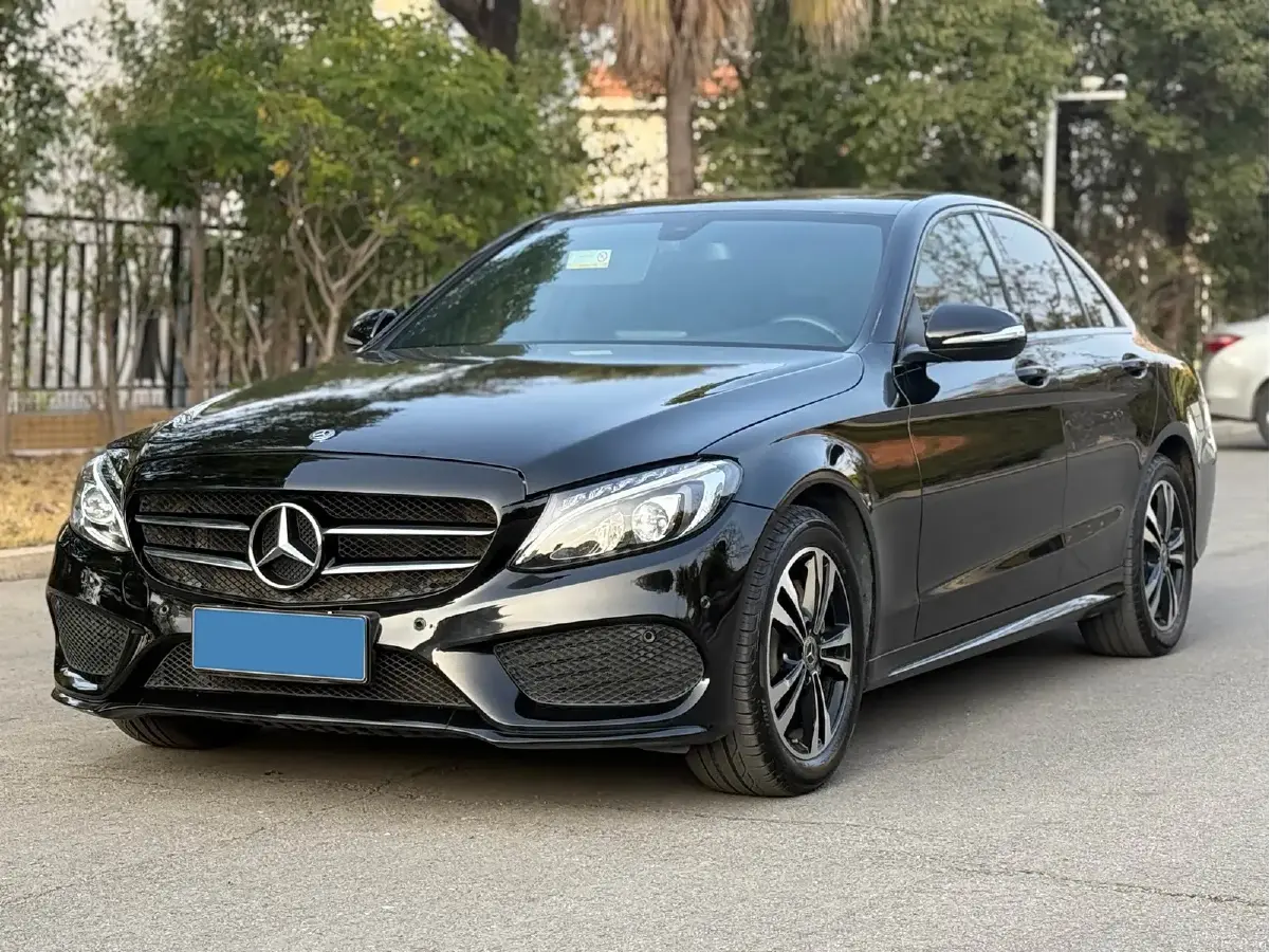 2018 Mercedes-Benz C Class 2.0T 184HP L4 9AT