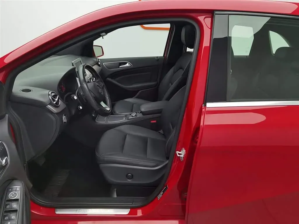 2015 Mercedes-Benz B Class 1.6T 156HP L4 7DCT,autocango,china used car exporter,china ev exporter,chinese used car exporter,chinese used ev exporter