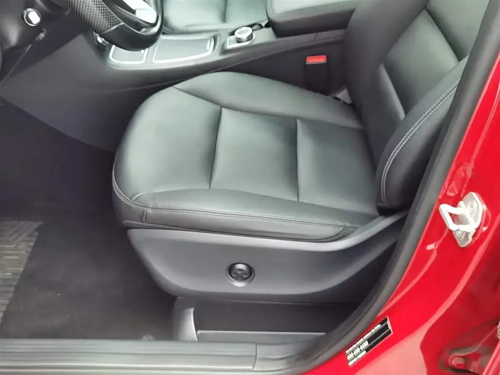 2015 Mercedes-Benz B Class 1.6T 156HP L4 7DCT,autocango,china used car exporter,china ev exporter,chinese used car exporter,chinese used ev exporter