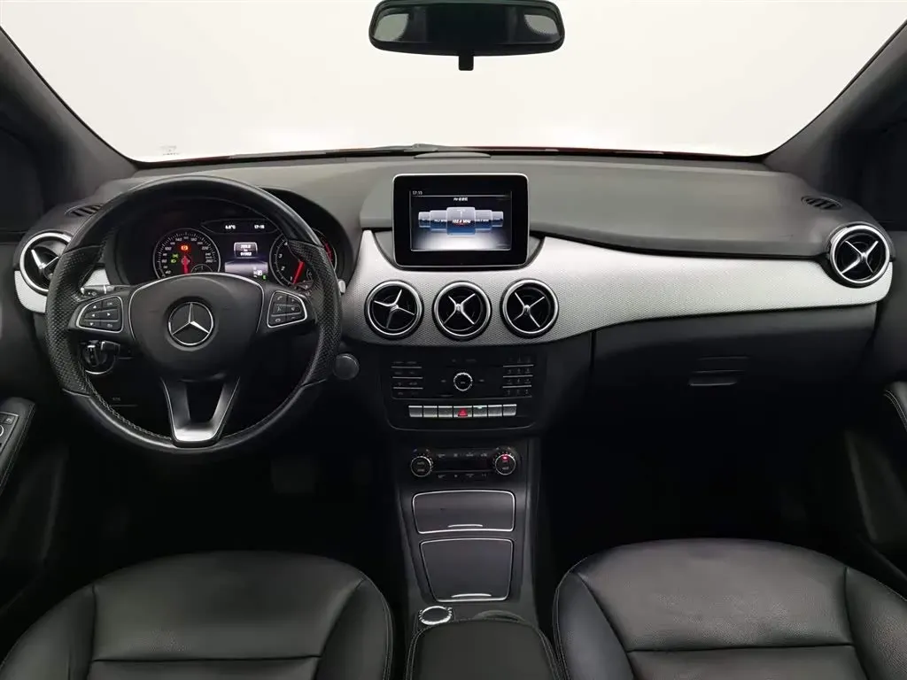 2015 Mercedes-Benz B Class 1.6T 156HP L4 7DCT,autocango,china used car exporter,china ev exporter,chinese used car exporter,chinese used ev exporter
