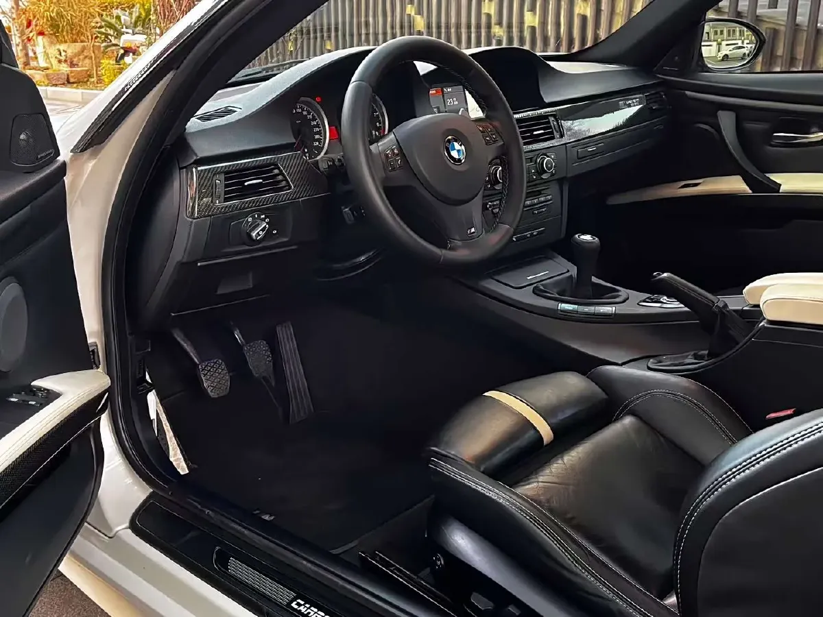 2011 BMW M3 4.0L 420HP V8 7DCT,autocango,china used car exporter,china ev exporter,chinese used car exporter,chinese used ev exporter