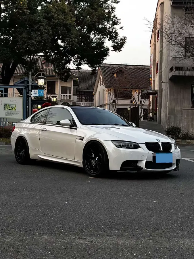 2011 BMW M3 4.0L 420HP V8 7DCT,autocango,china used car exporter,china ev exporter,chinese used car exporter,chinese used ev exporter