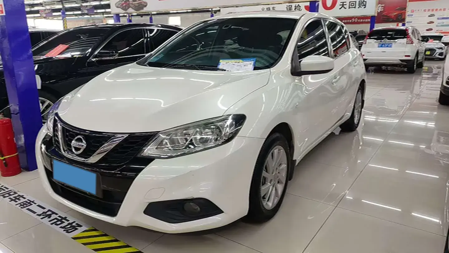 2016 Nissan Tiida 1.6L 126HP L4 CVT