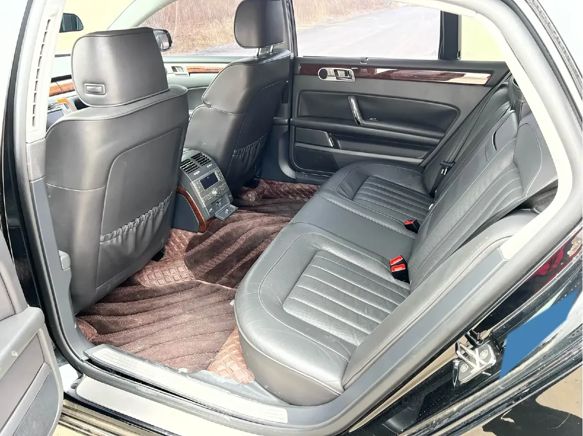 2014 Volkswagen Pheaton 3.0L 250HP V6 6AT,autocango,china used car exporter,china ev exporter,chinese used car exporter,chinese used ev exporter