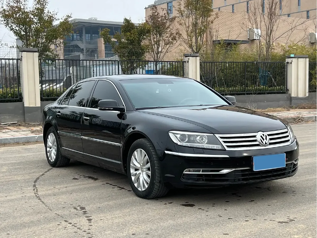2014 Volkswagen Pheaton 3.0L 250HP V6 6AT,autocango,china used car exporter,china ev exporter,chinese used car exporter,chinese used ev exporter