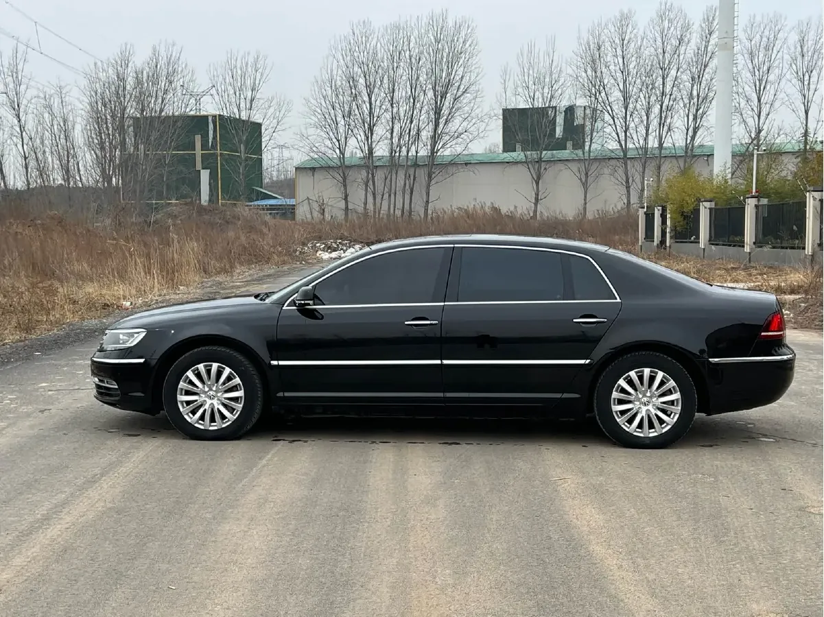 2014 Volkswagen Pheaton 3.0L 250HP V6 6AT,autocango,china used car exporter,china ev exporter,chinese used car exporter,chinese used ev exporter