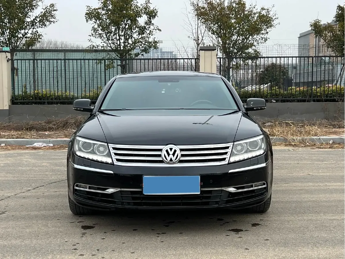 2014 Volkswagen Pheaton 3.0L 250HP V6 6AT,autocango,china used car exporter,china ev exporter,chinese used car exporter,chinese used ev exporter