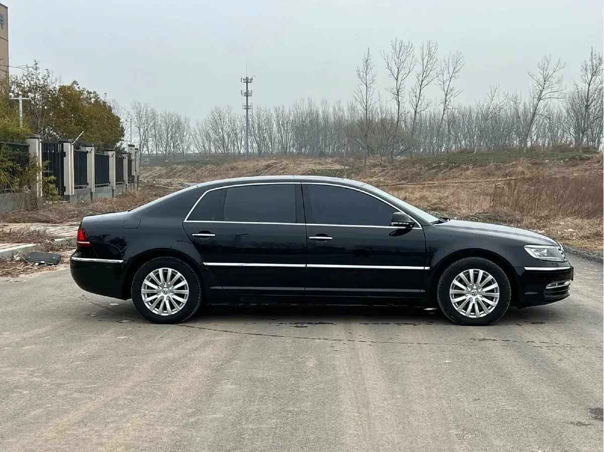 2014 Volkswagen Pheaton 3.0L 250HP V6 6AT,autocango,china used car exporter,china ev exporter,chinese used car exporter,chinese used ev exporter