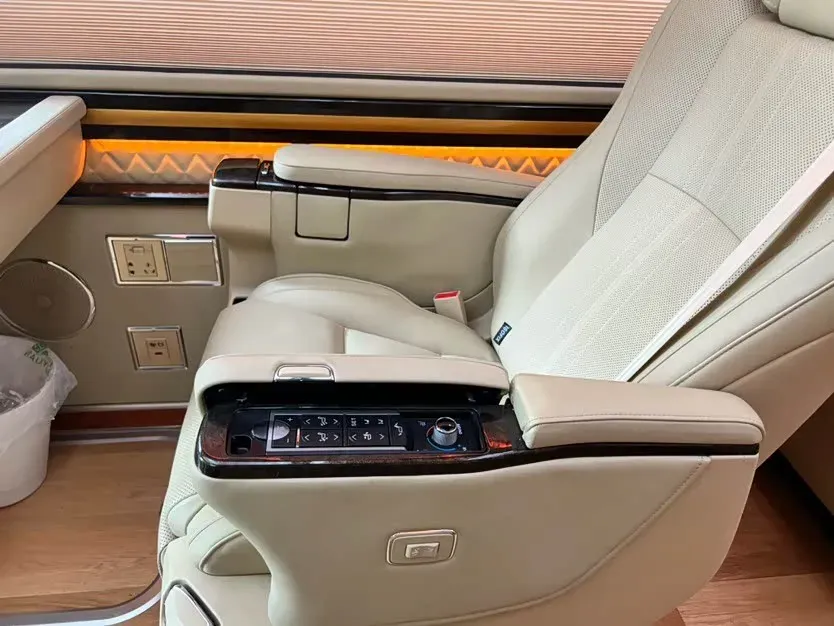 2019 Toyota Coaster 4.0L 205HP V6 5MT,autocango,china used car exporter,china ev exporter,chinese used car exporter,chinese used ev exporter