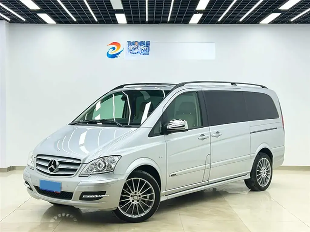 2011 Mercedes-Benz Viano 3.5L 258HP V6 5AT