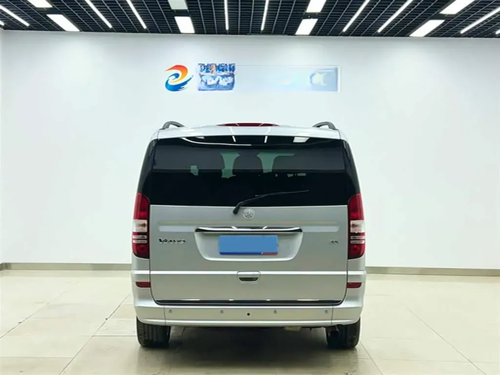 2011 Mercedes-Benz Viano 3.5L 258HP V6 5AT,autocango,china used car exporter,china ev exporter,chinese used car exporter,chinese used ev exporter
