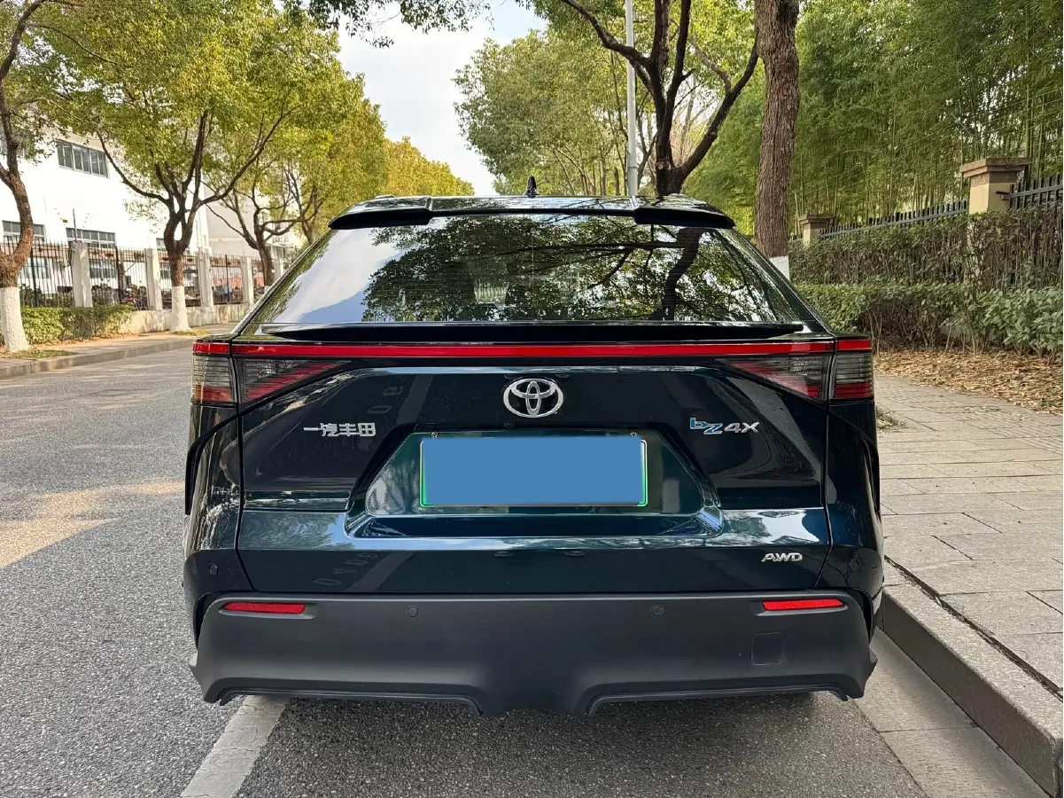 2022 Toyota bZ4X BEV 66.7KWH,autocango,china used car exporter,china ev exporter,chinese used car exporter,chinese used ev exporter